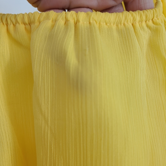 Endless Rose Revolve Yellow Ruffle Romper M new - Picture 7 of 12